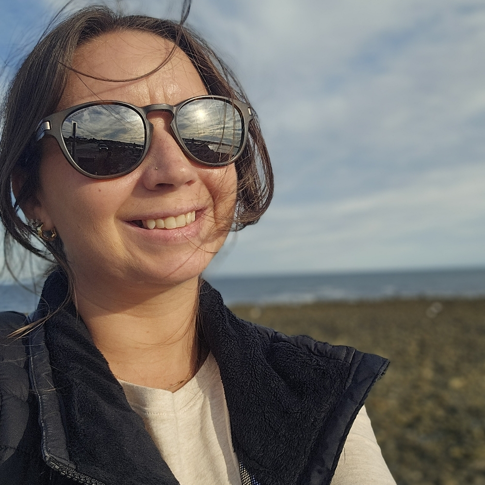 Meet your Posher, Rae! - Picture 2 of 3